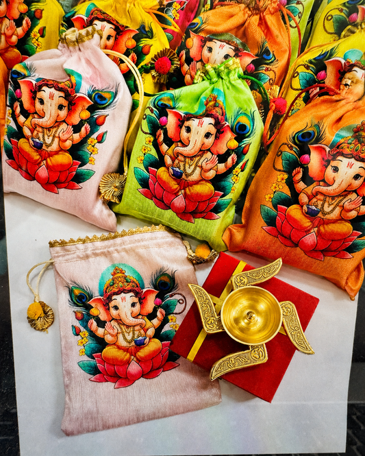 Ganpati hamper (potli + swastik diya set)