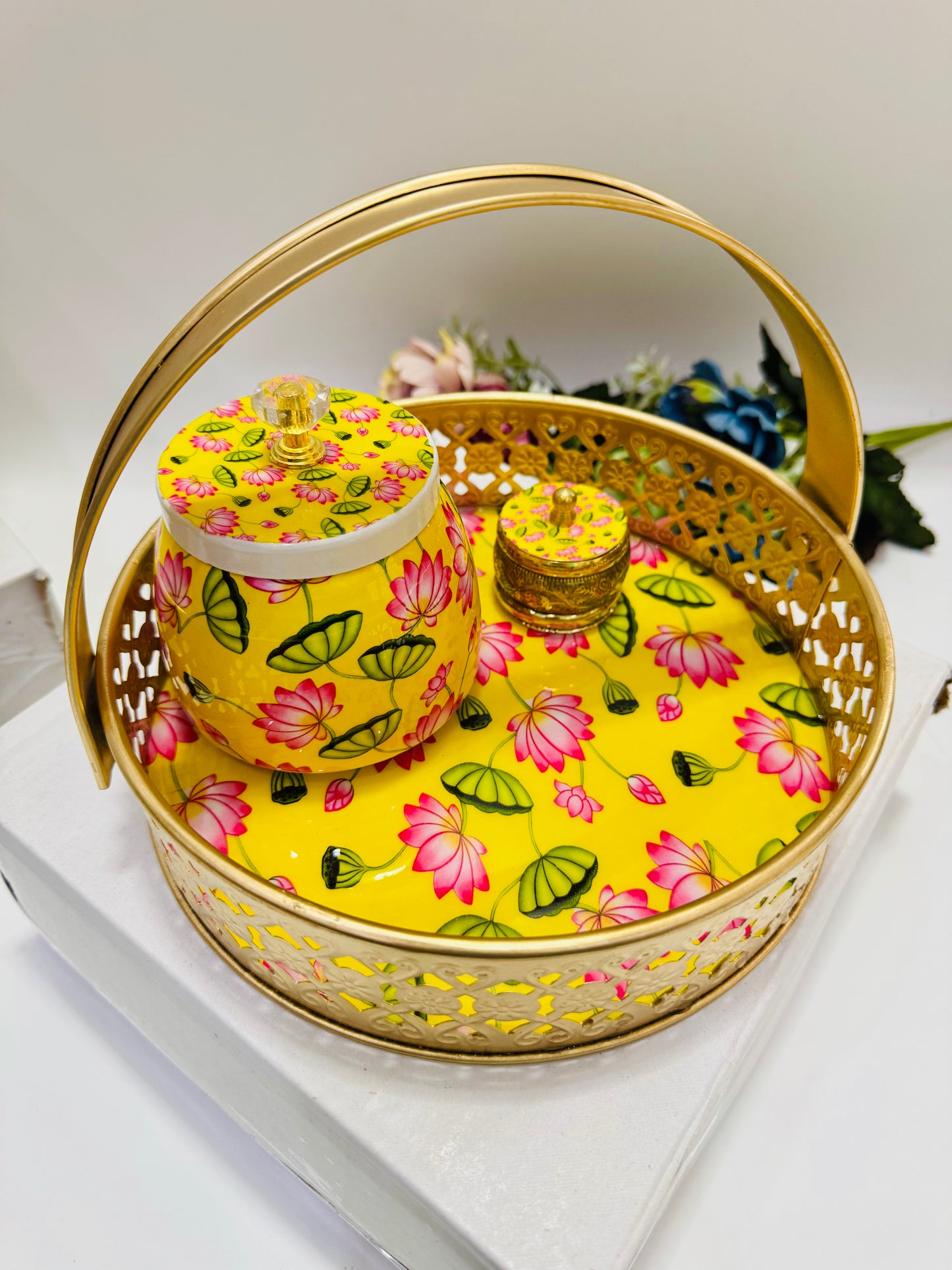 Pichwai Tray, Jar & Kum Kum Box Combo
Set of 3 pcs (with box packing)