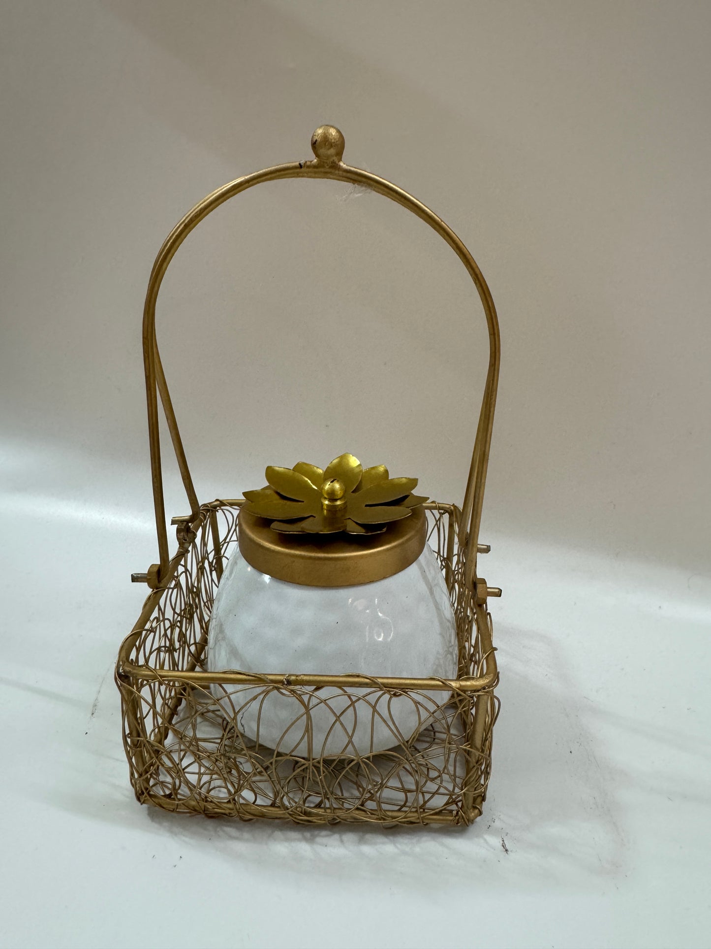 Premium Glass Jar with Metal Basket Handle – Elegant Hamper Container