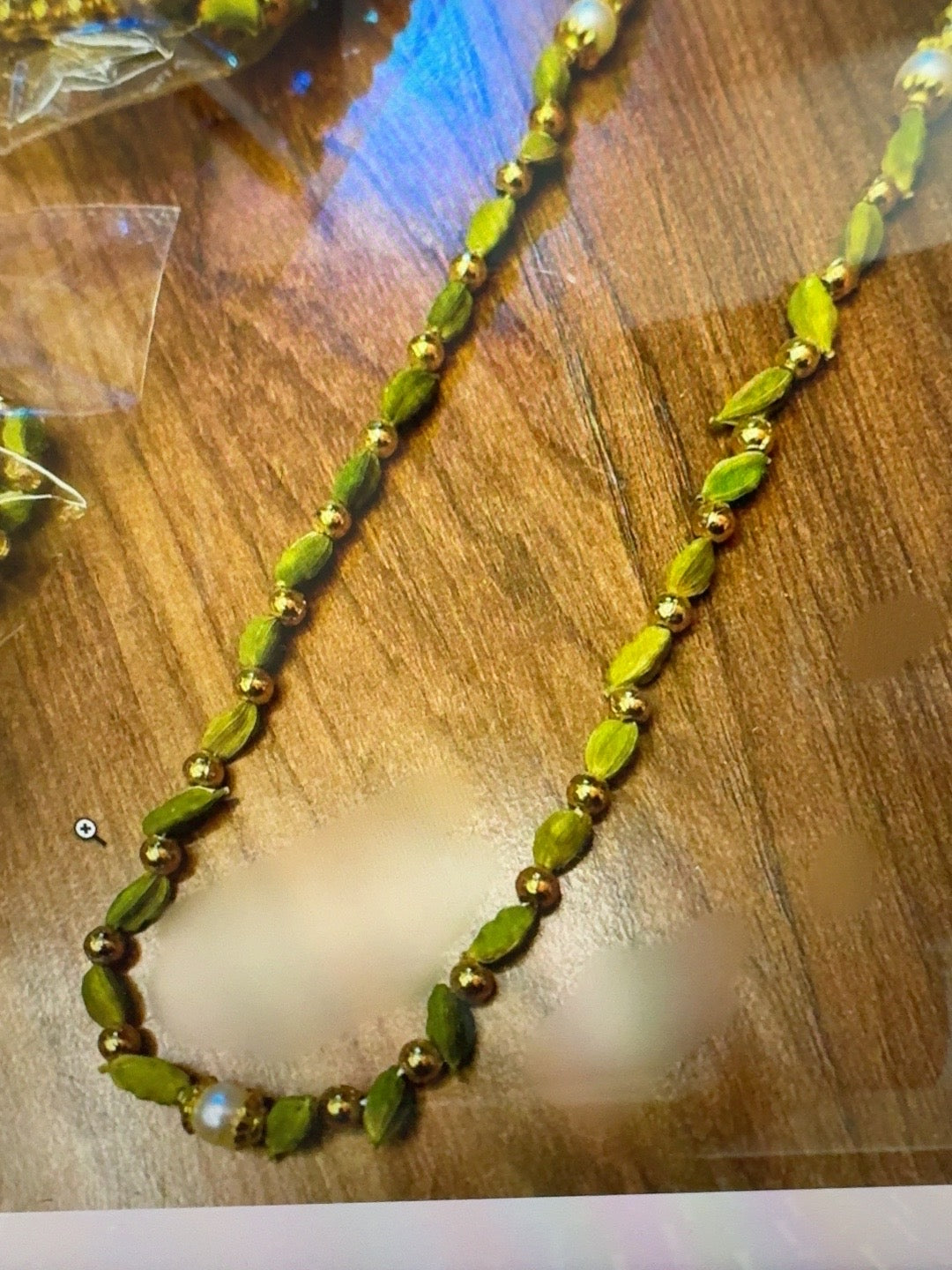 Traditional Real Elaichi & Pearls Moti Mala