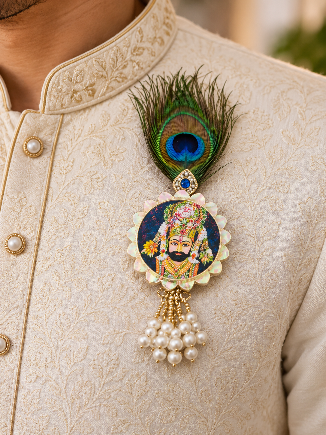 Khatu Shyam Ji Bhajan Brooch