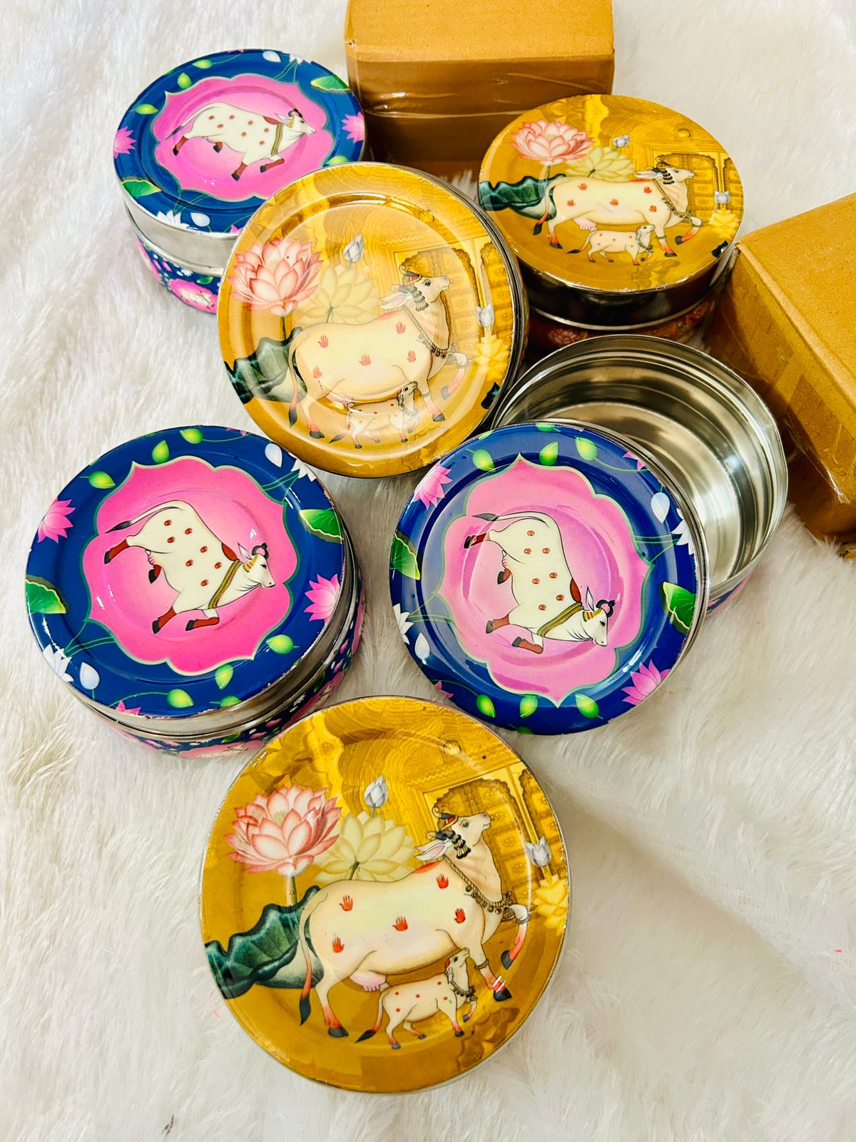 Pichwai full print box