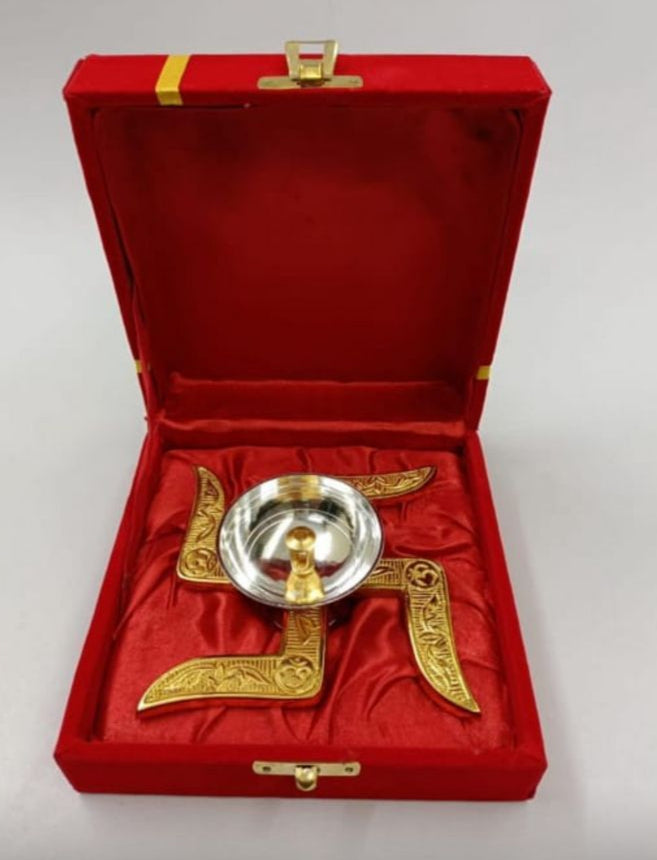 Swastik Diya with box