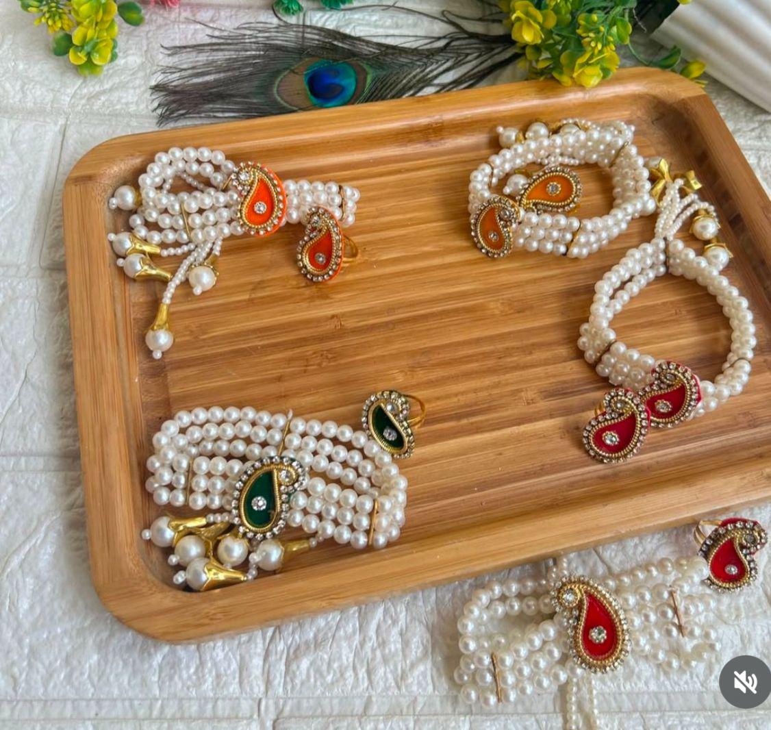 Wedding accessories