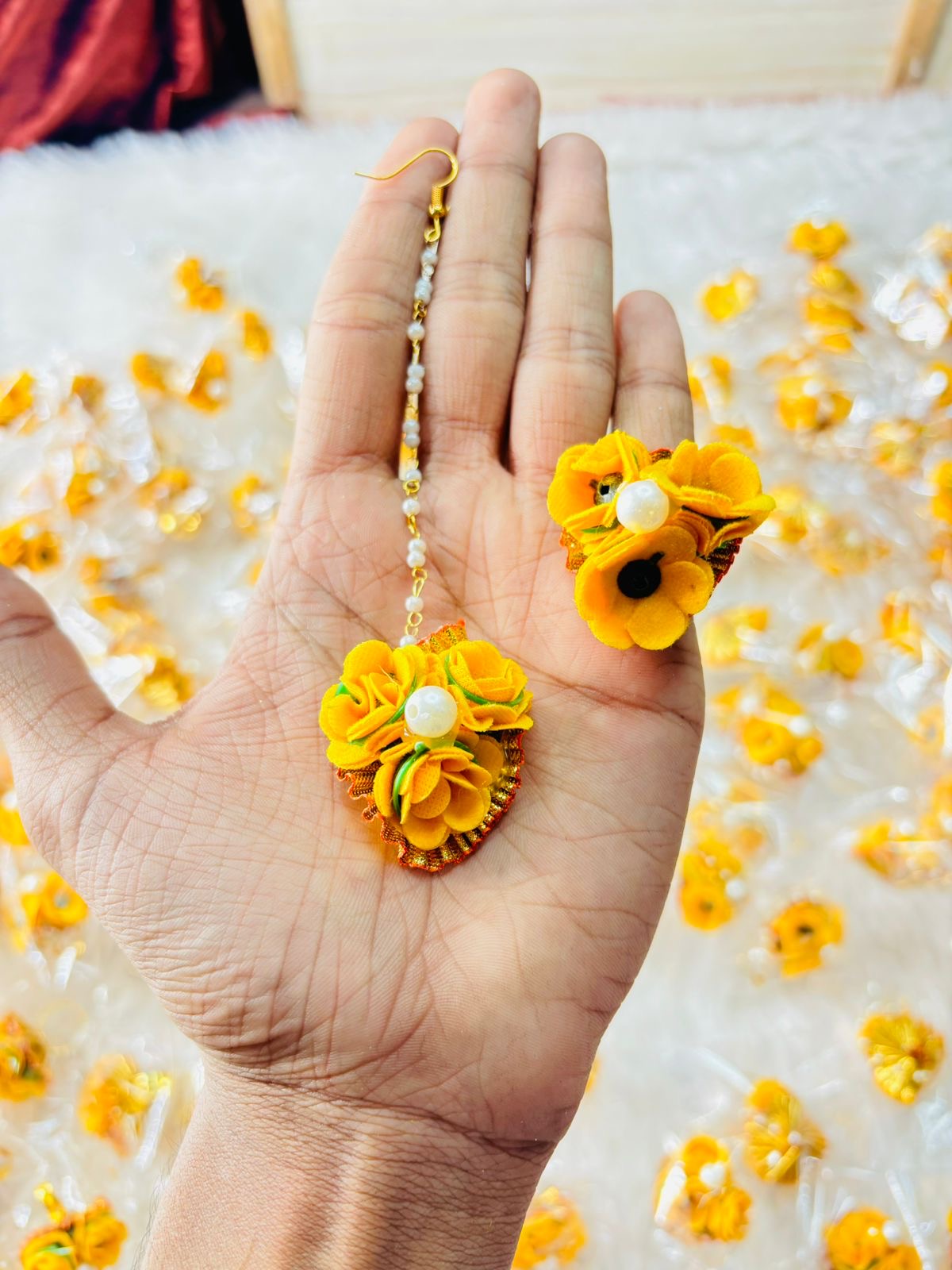 Floral mangtika + Adjustable Ring Set
