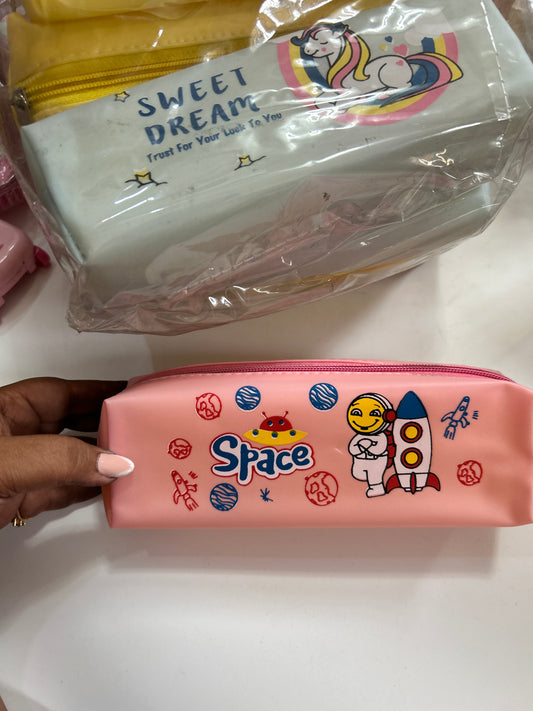 Silicon stationary pouch