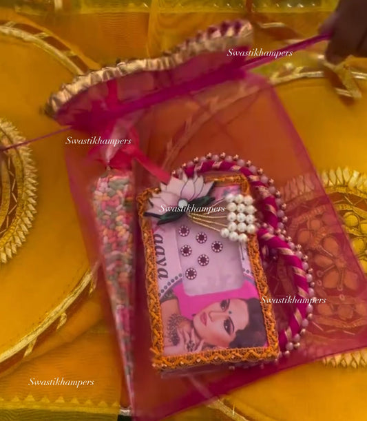 Haldi / Mehendi Hamper (Assorted color)