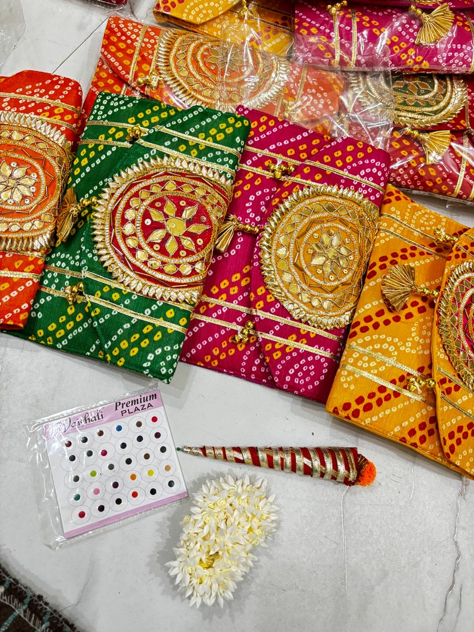 Bandhej Clutch Hamper