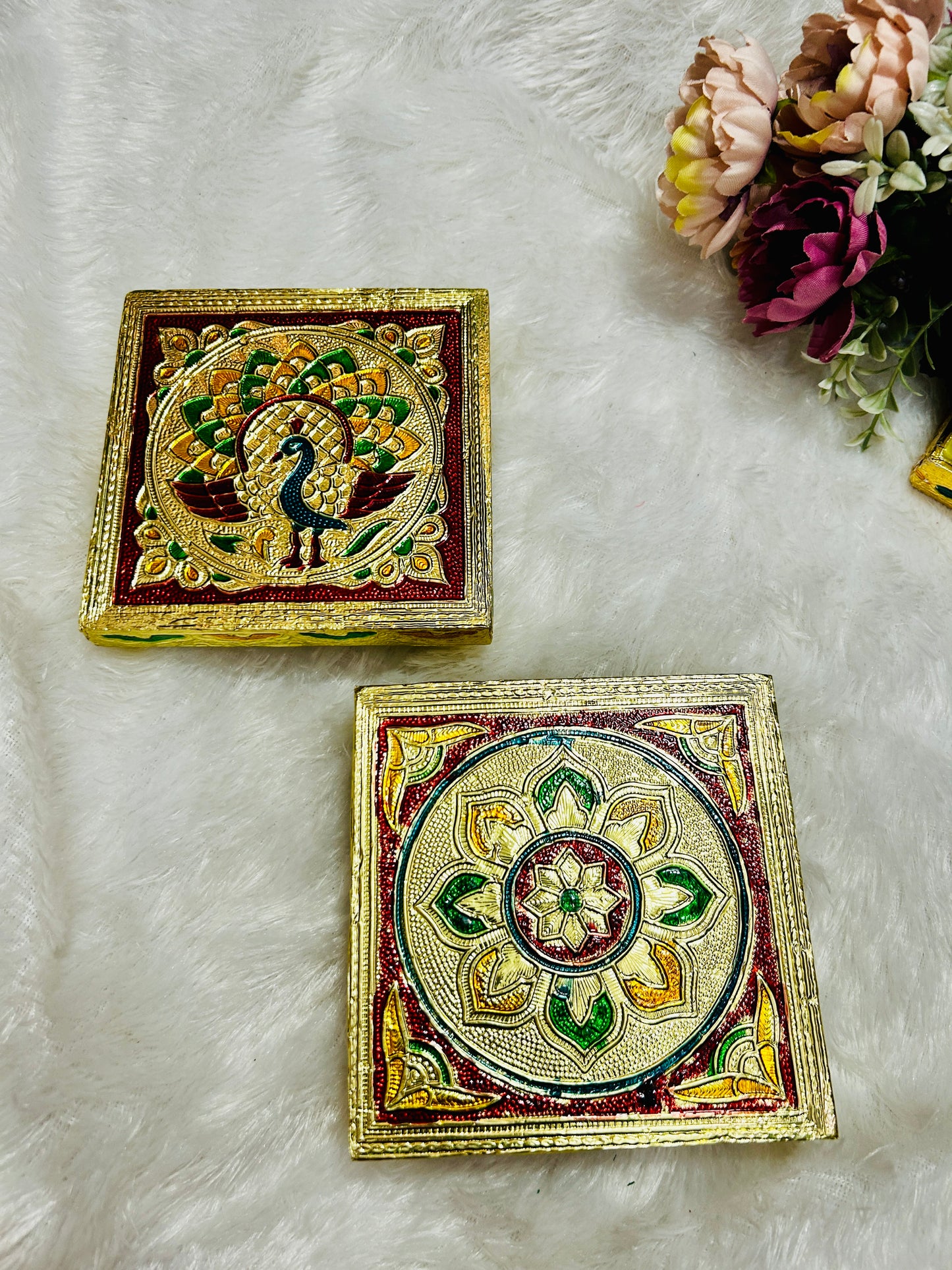 Meenakari Bajot / Chowki