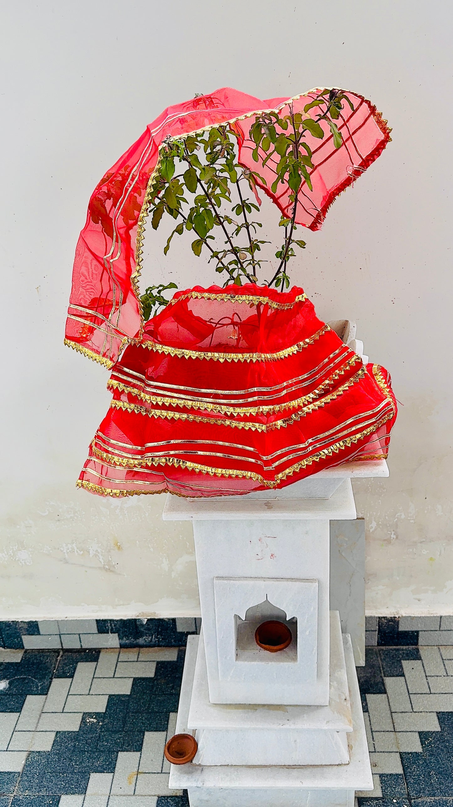 Tulsi Ji Poshak