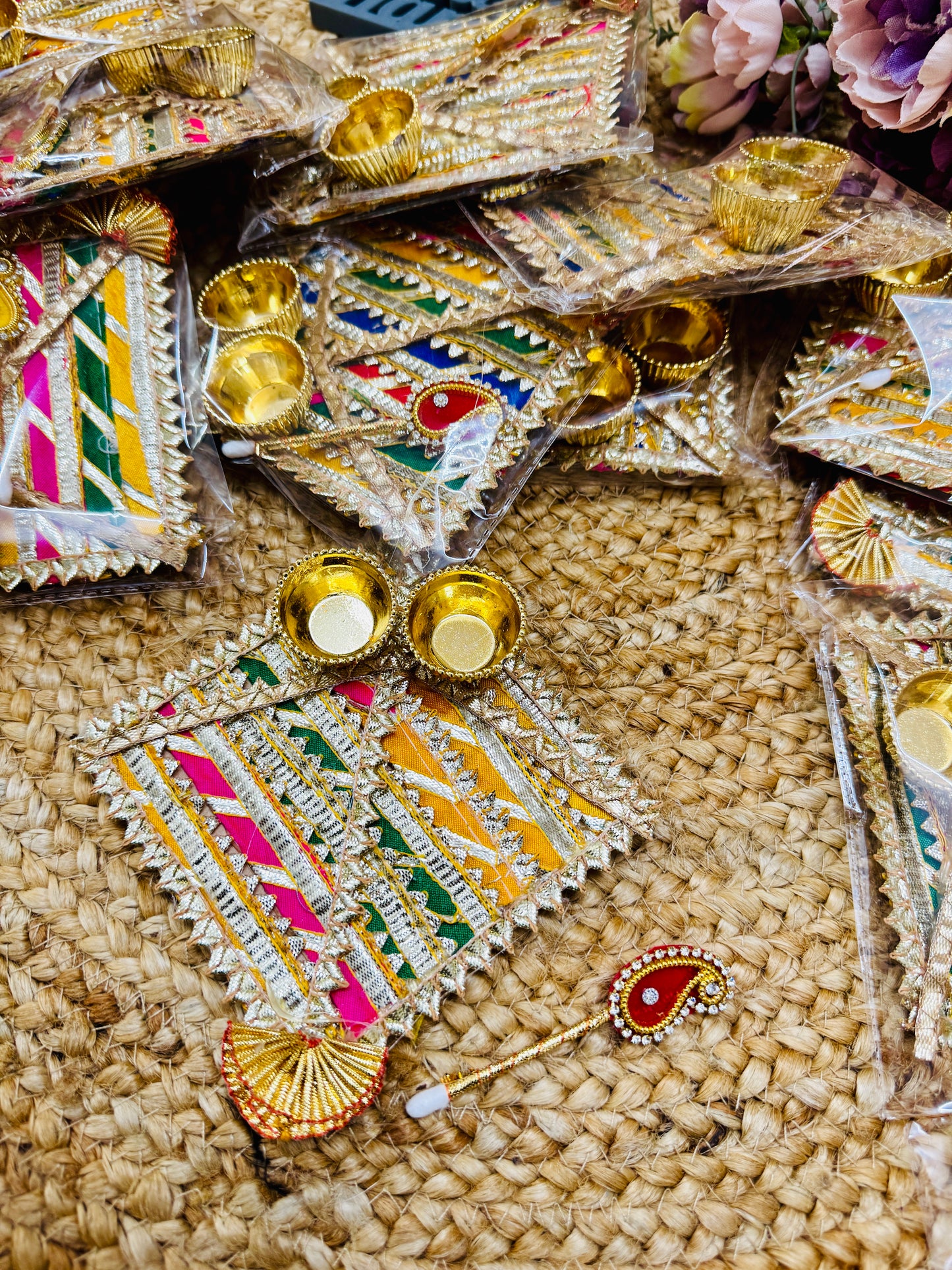 Kite Shaped Haldi Kumkum Platter with Tilak Stick | Sankranti Return Gift | 4 Inch