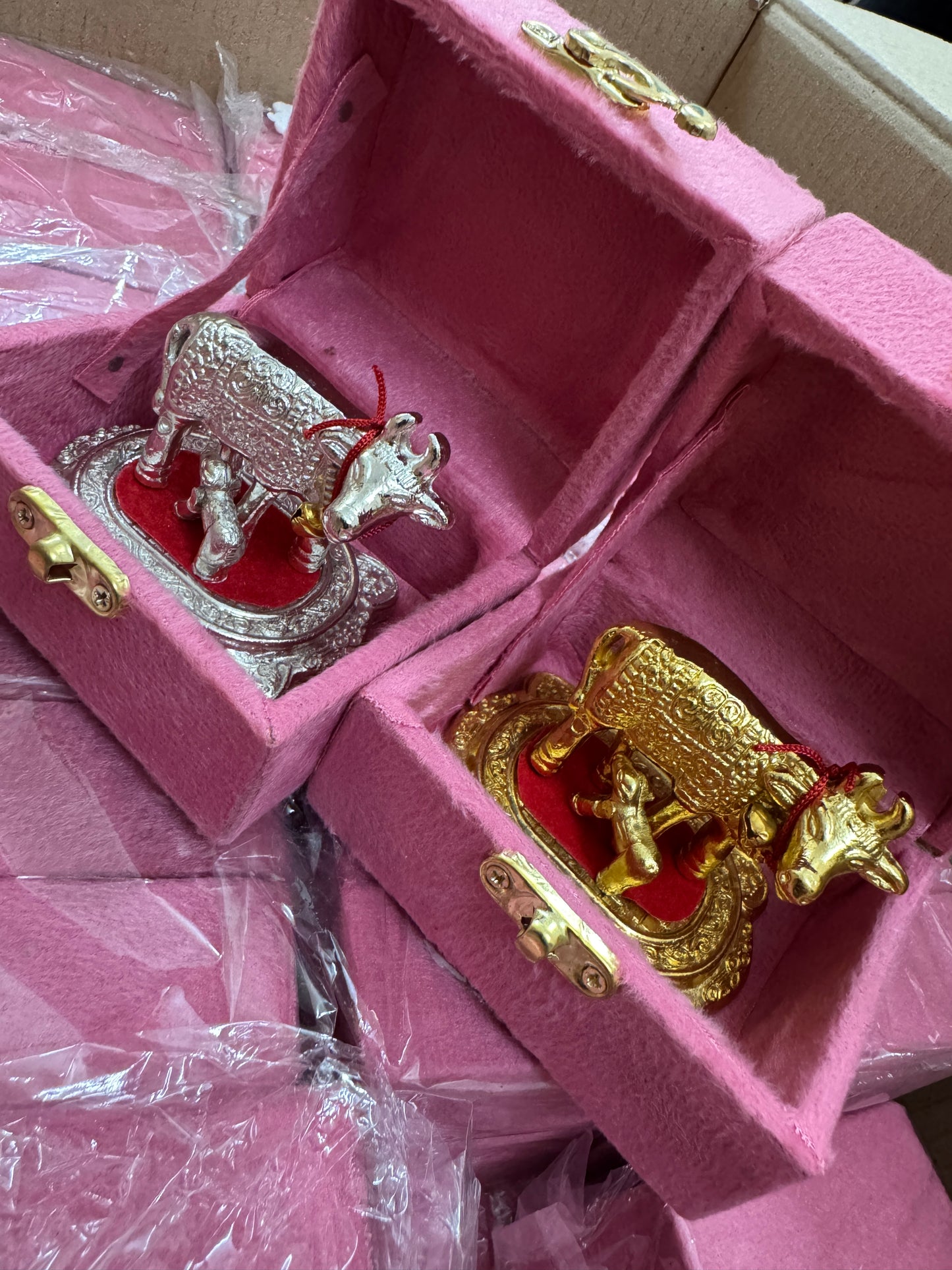 Auspicious  Kamdhenu Idol – Perfect for Gifting & Pooja