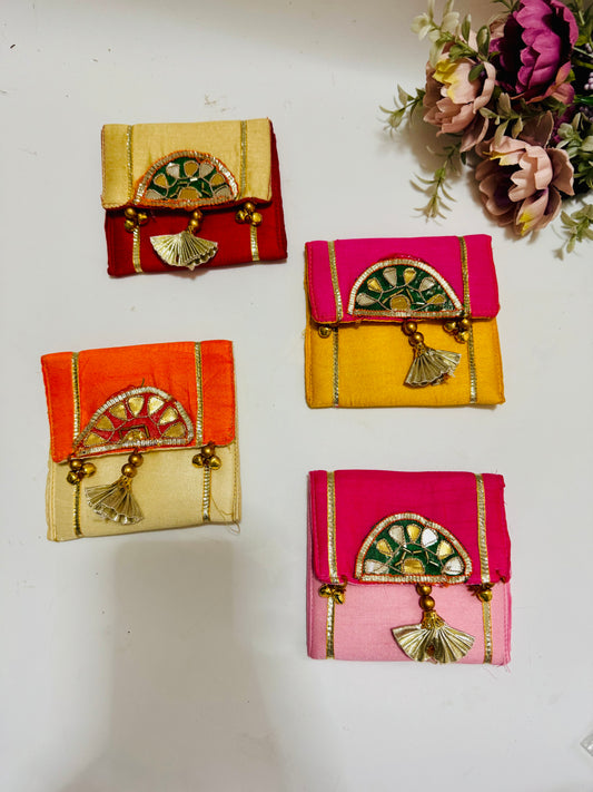 Gota pouches / batua