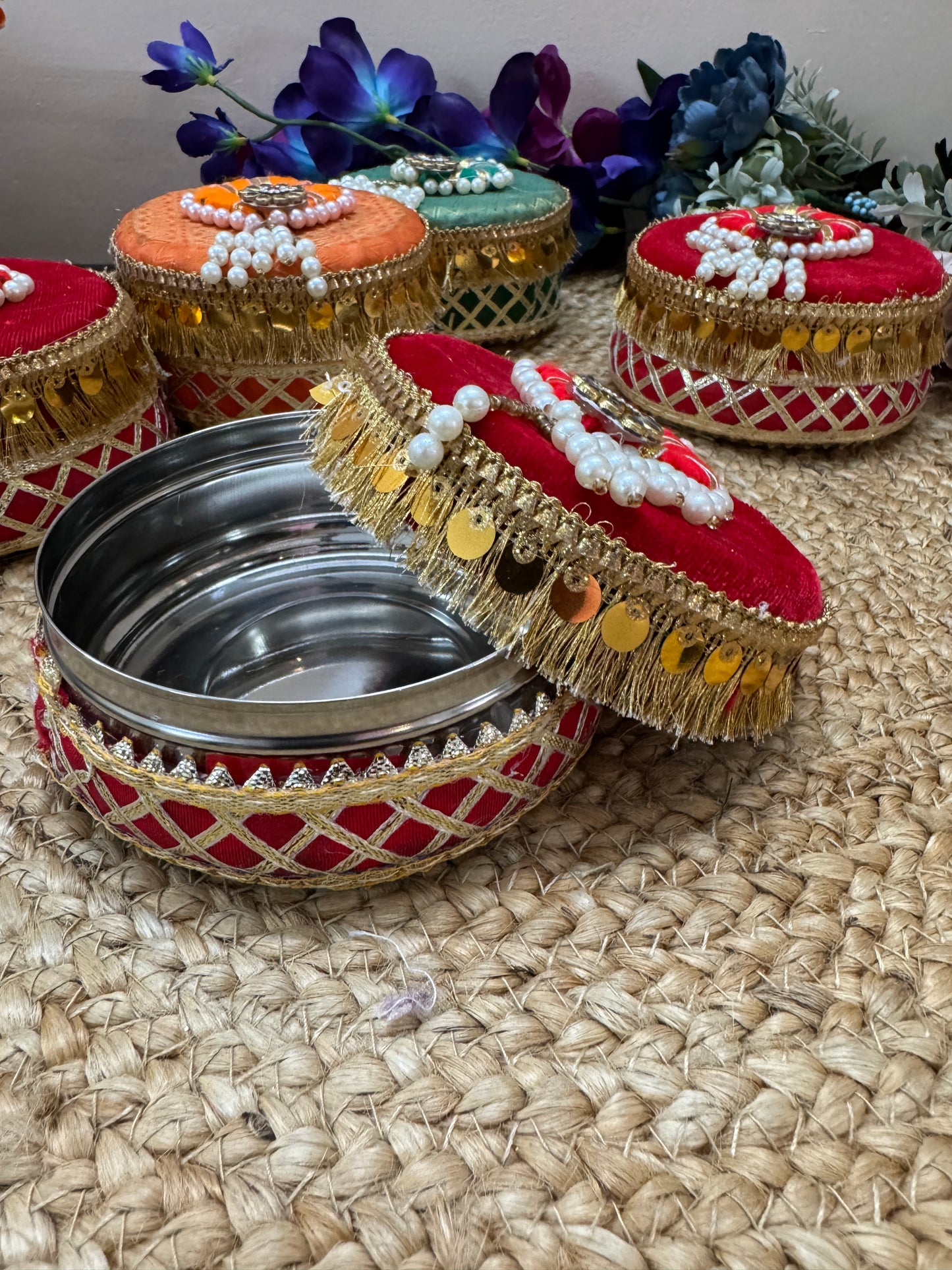 Lohri & Sankranti Decorated Stainless Steel Gift Box – 4 Inch | Festive Return Gift Box
