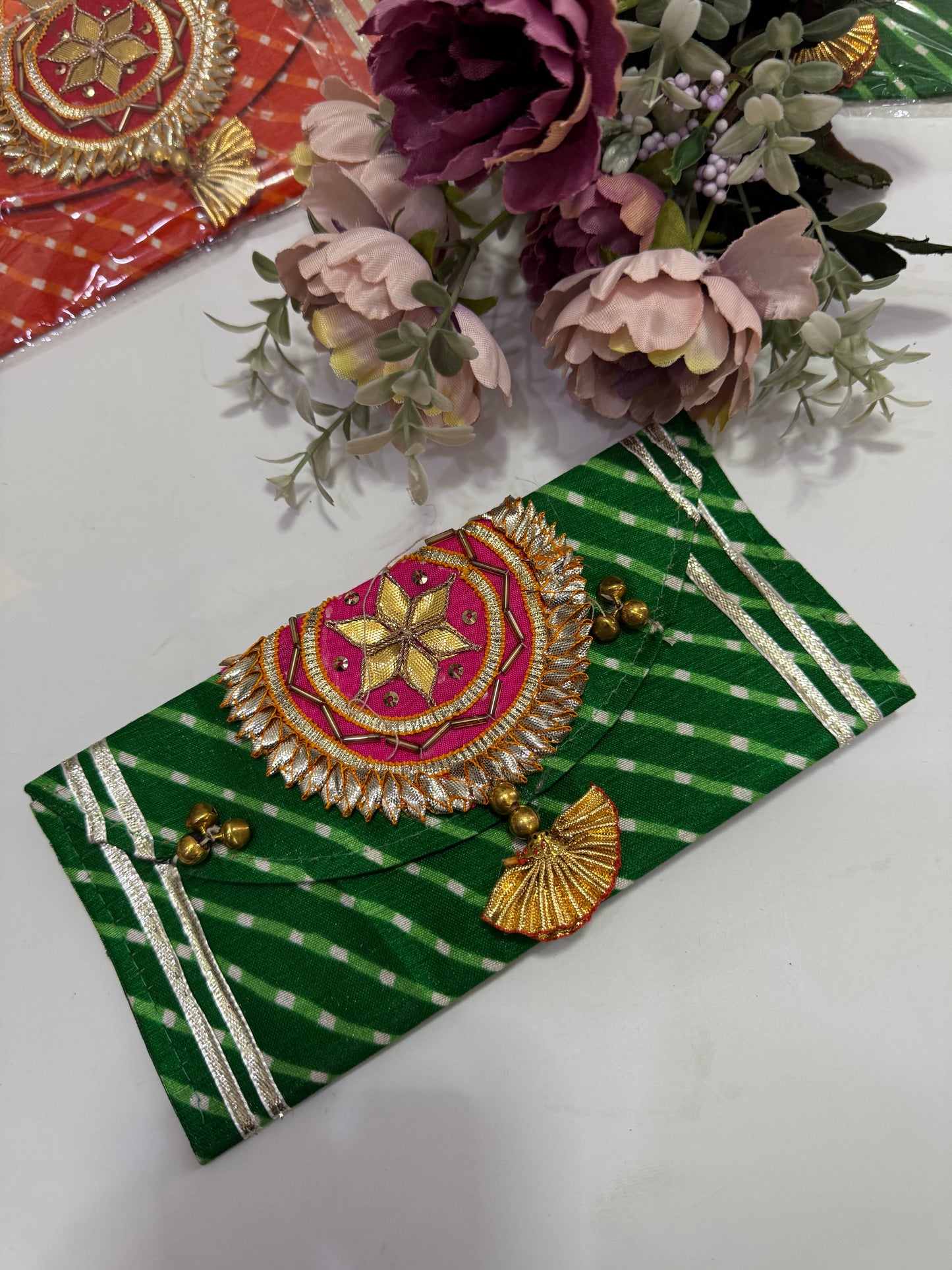 Leheriya gota envelope