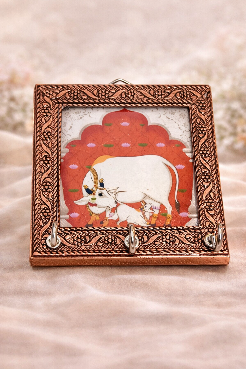 Pichwai Meenakari Wall Decor / Key Holder