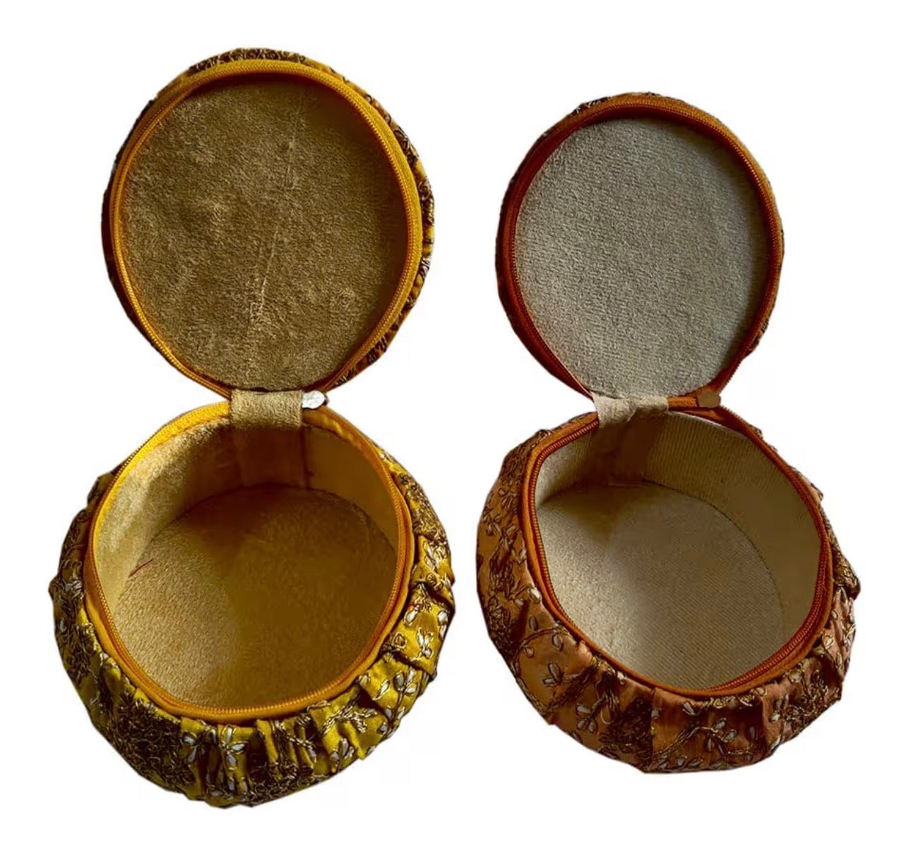 Matki shaped organiser / gift box