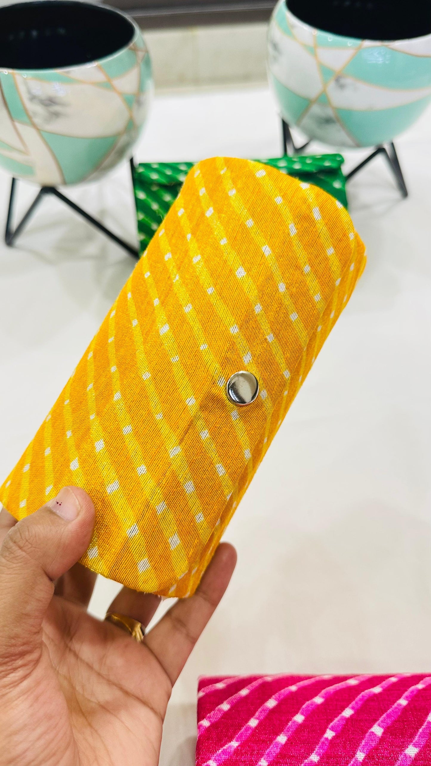 Leheriya bangle box -6 inches