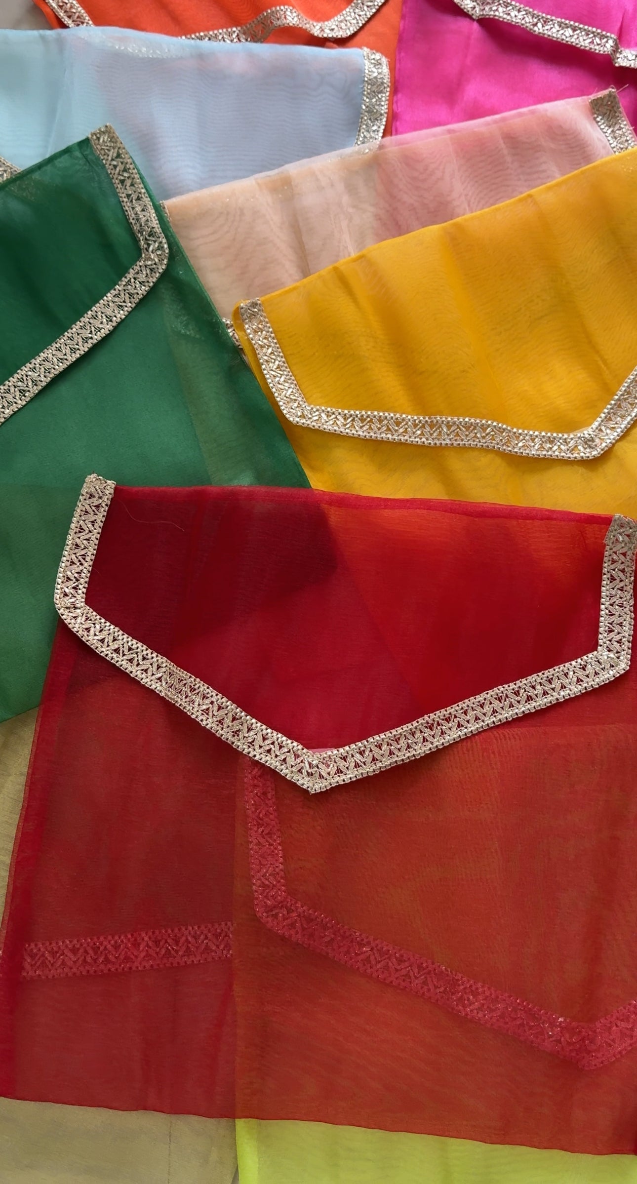 Organza Saree Cover with Lace Border | Saree Gifting Cover for Wedding & Trousseau Packing