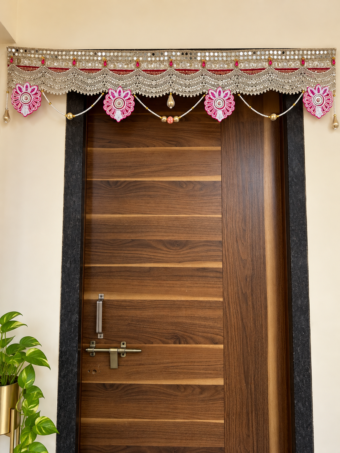 Premium Traditional Kundan & Pearl Toran – 52 Inches