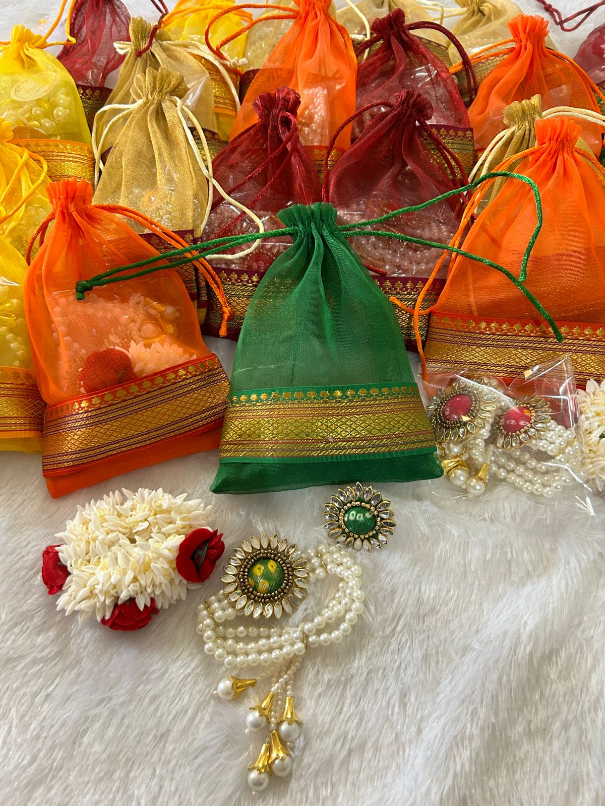 Haldi / Mehendi hamper