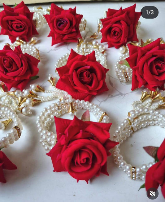 Rose bracelet
