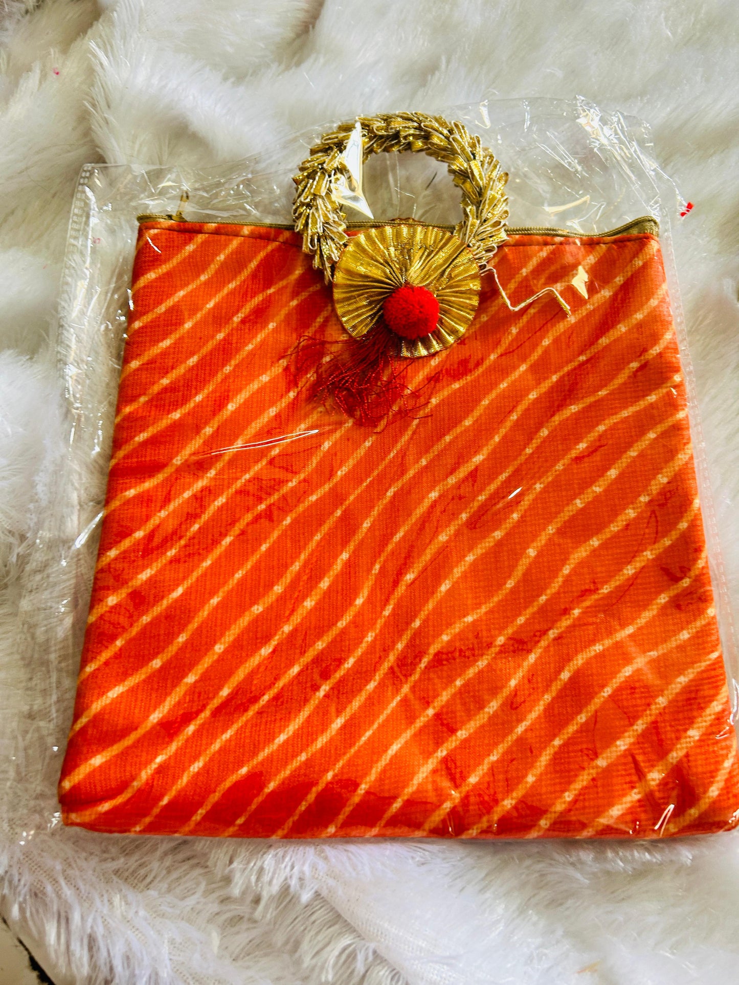 Leheriya zipper bag