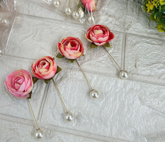 Peonies broch