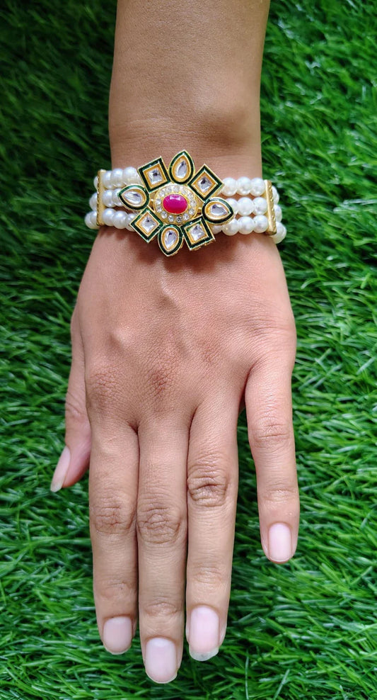Kundan Pearl Bracelet
